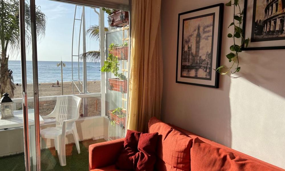 Beach And Sunset Las Palmas de Gran Canaria Exterior photo
