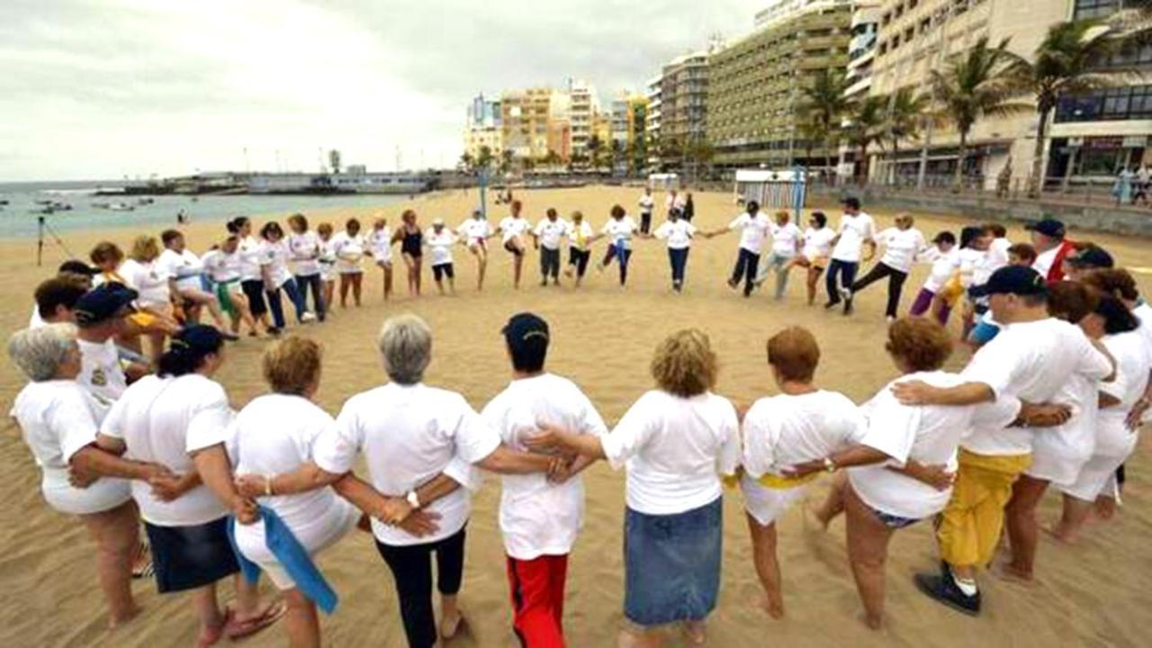 Beach And Sunset Las Palmas de Gran Canaria Exterior photo